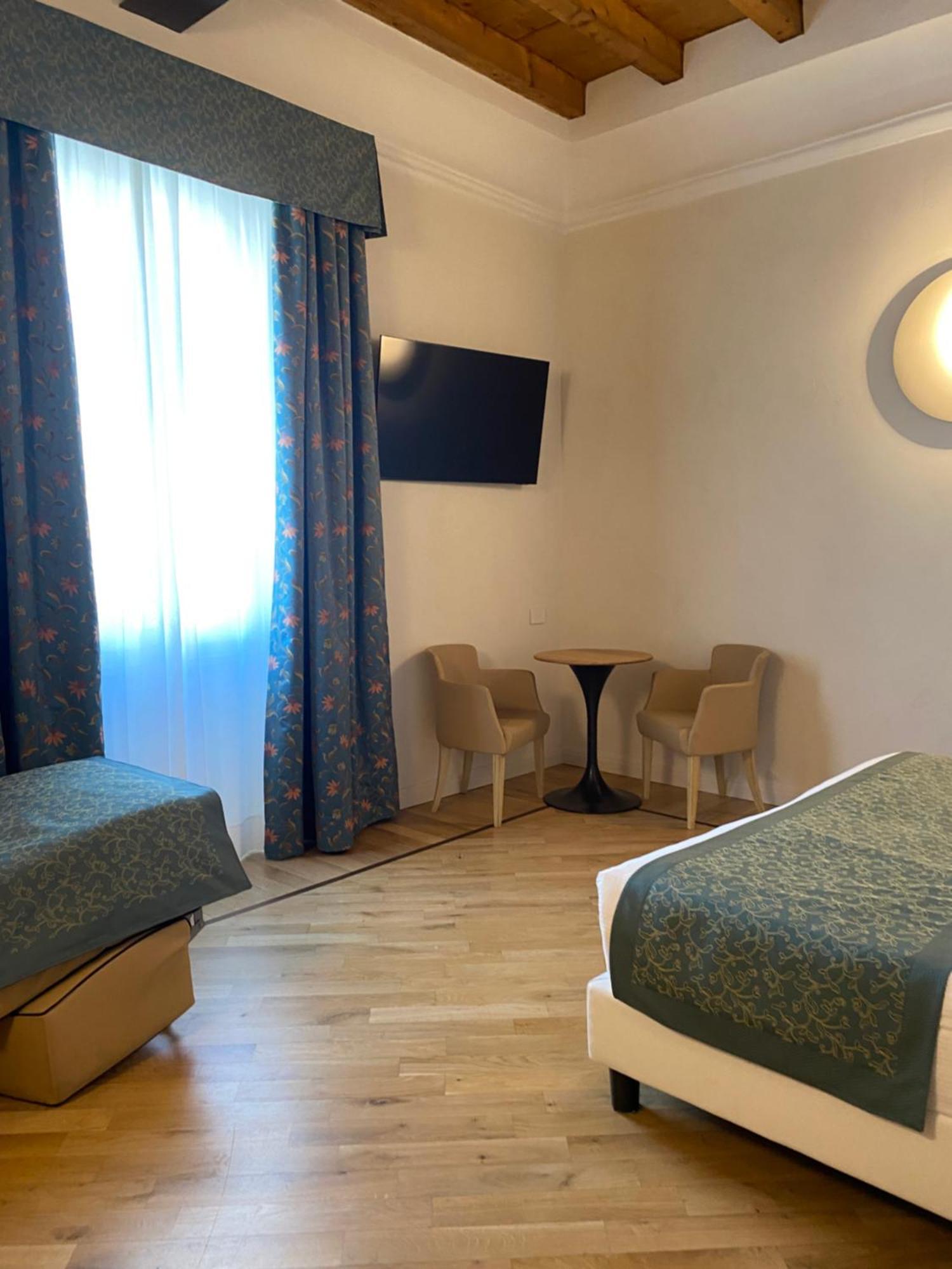 Ca Uberti Home Boutique Мантуя Экстерьер фото